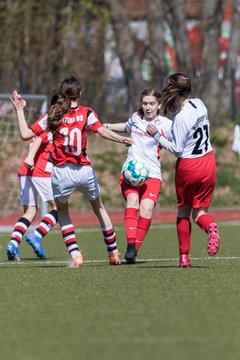 Bild 130 - wCJ Walddoerfer - Altona 93 : Ergebnis: 0:1